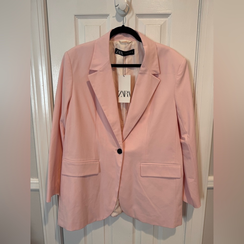 Zara women’s oversized blazer. Size L. NWT
